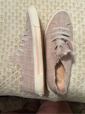 Women’s Casual Knit Lace-Up Sneakers - Light Pink
